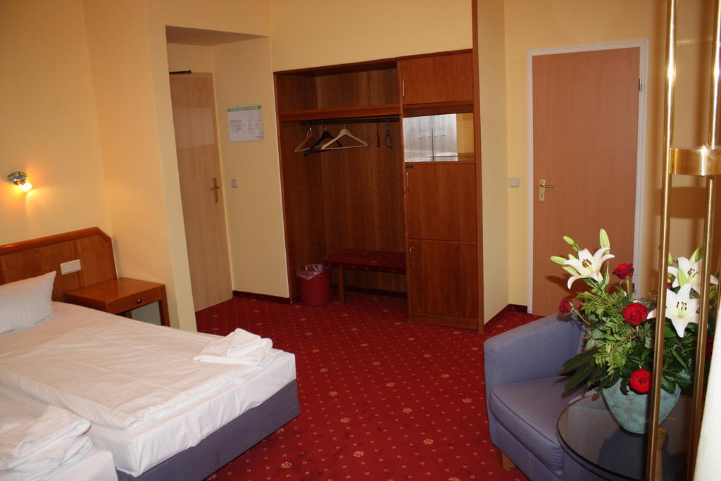 Hotel Stubenberg Gernrode  Pokoj fotografie